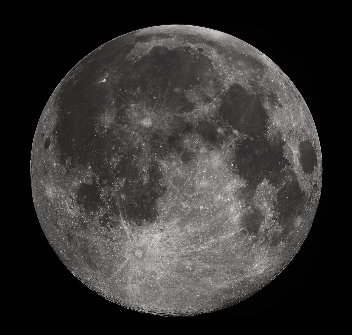 Real photo of the full Moon, gray with dark patches and craters